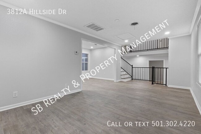 Building Photo - 3812 Hillside Dr