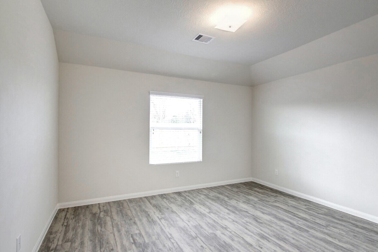 Building Photo - 12426 Dawn Terrace