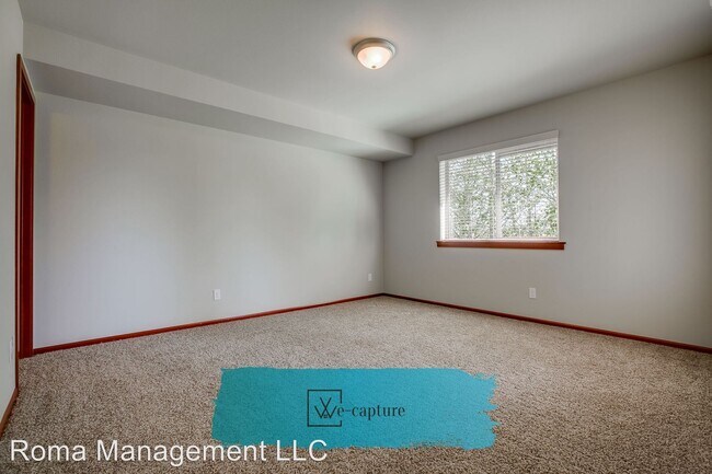 Building Photo - 5122-5122 La Bounty Dr