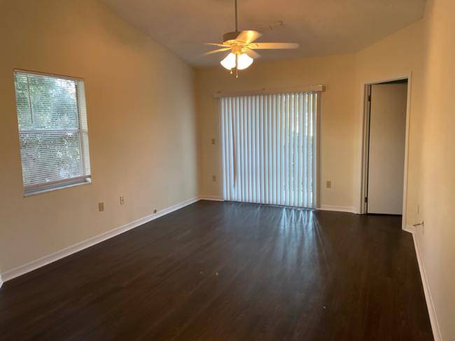Foto del edificio - 3211 Sabal Palms Ct