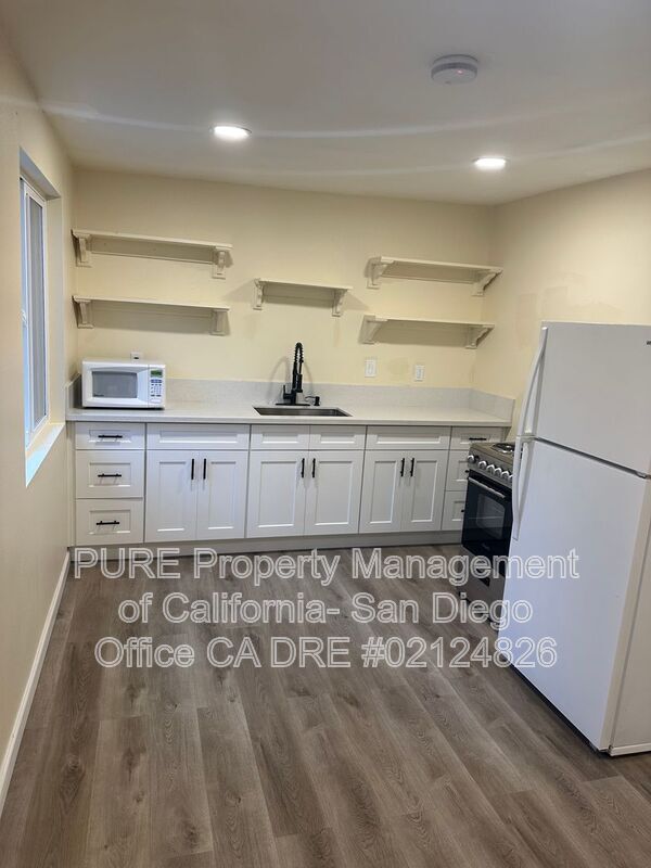 Foto del edificio - 134 Demona Pl