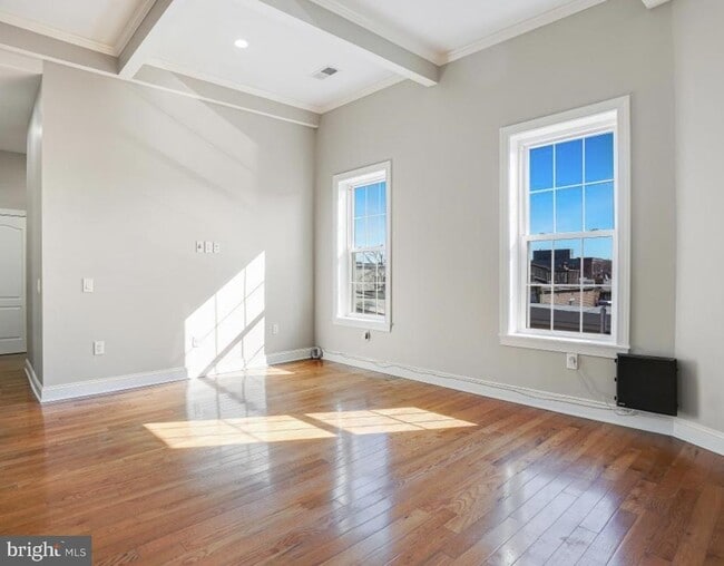 Building Photo - 1231 Florida Ave NE