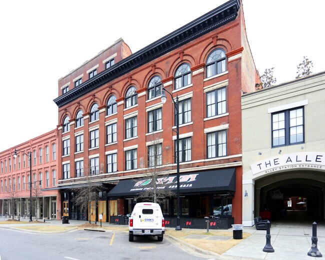 Flats at Alley Station Apartments Montgomery, AL