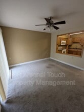 Building Photo - 106 1st St