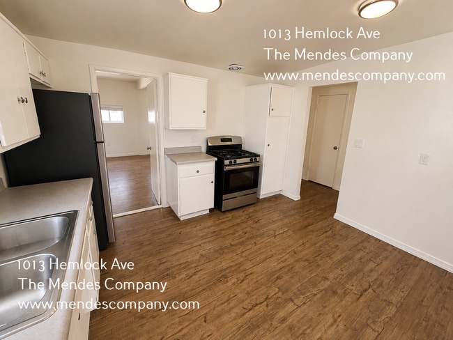 Building Photo - 1013 Hemlock Ave