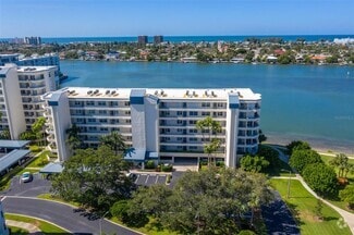 Building Photo - 7984 Sailboat Key Blvd S