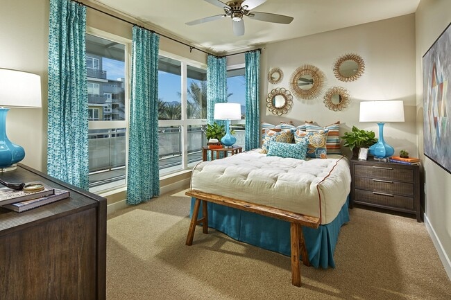 Building Photo - Ascent