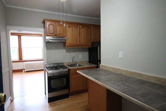 Building Photo - 3925 W Schubert Ave