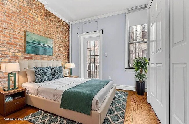 Building Photo - 248 Mott St