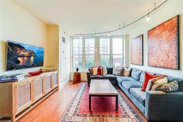 Foto del edificio - 1125 Maxwell Ln