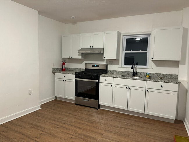 Photo - 15 Barrett St Townhome