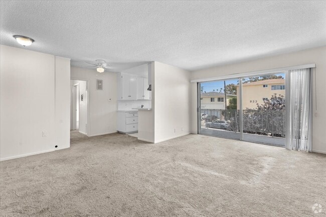 Building Photo - 934 6th St
