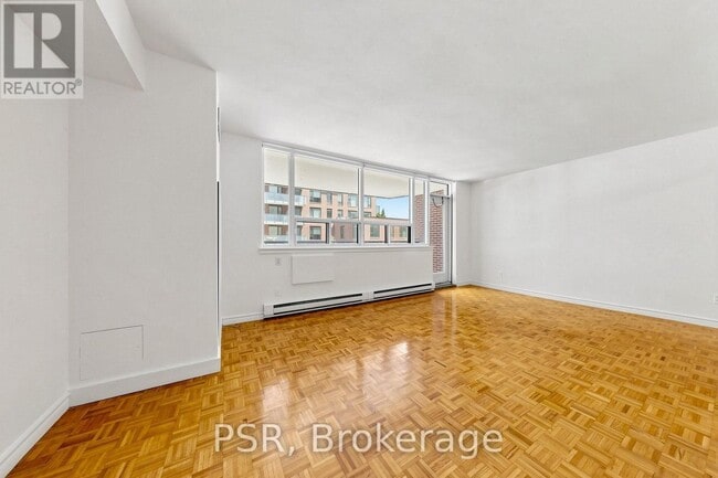 Building Photo - 240 Markland Dr