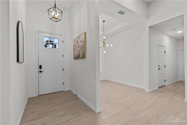 Building Photo - 3600 S Apex St