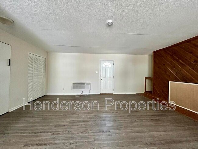 Foto del edificio - 1418 Riverview Rd