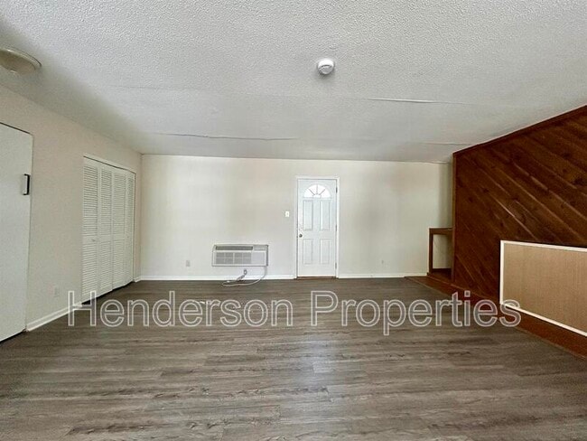 Building Photo - 1418 Riverview Rd