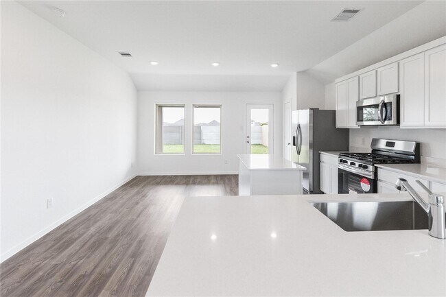Foto del edificio - 4706 Jasmine Heather Ln
