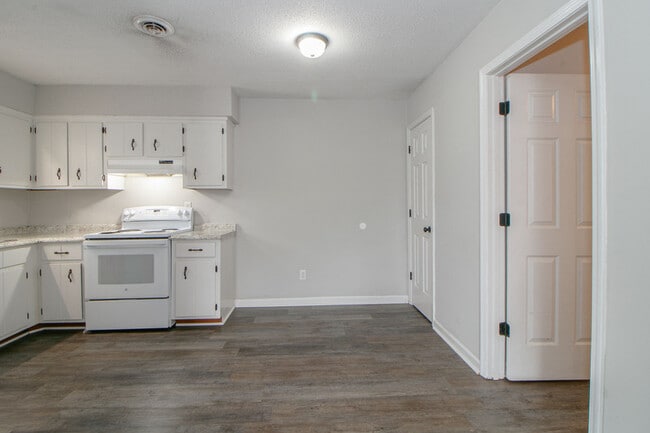 Foto del edificio - 404 -03 Thompsonville Lane
