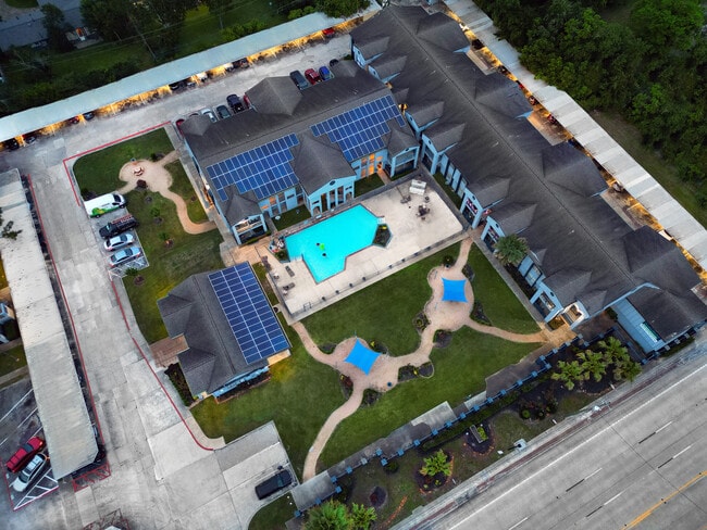 Building Photo - Pelican Reef Apartments