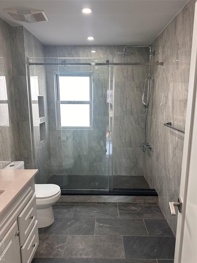 Building Photo - 1 Greendale Ave