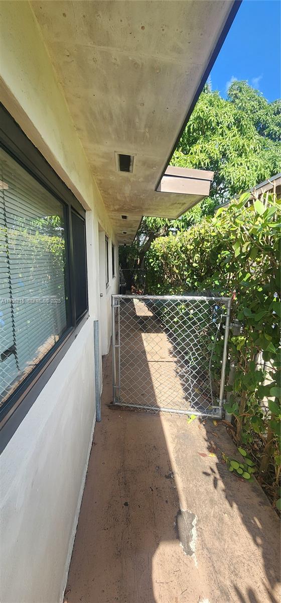 Foto del edificio - 6455 SW 33rd St