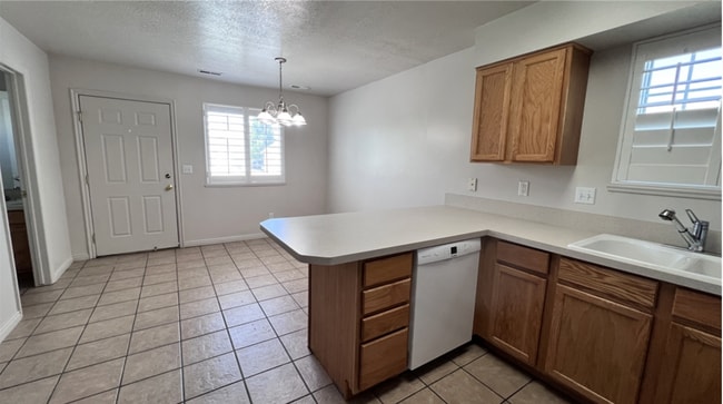 Building Photo - 6131 S 1350 E