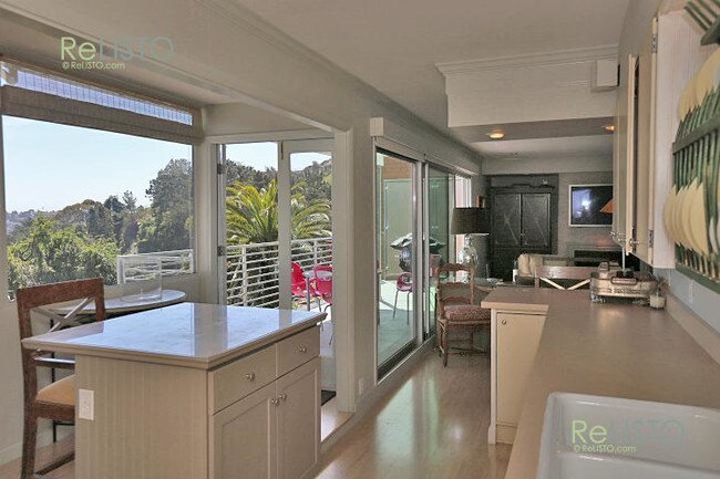 Building Photo - 75 Park Hill Ave