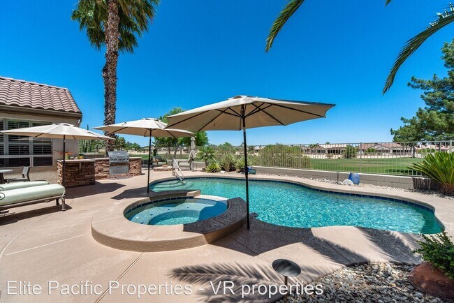 Foto del edificio - 2 br, 2 bath House - 18217 N San Salvador Ct