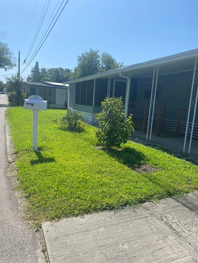 Photo - 238 Sunset Cir (Tampa, FL) House