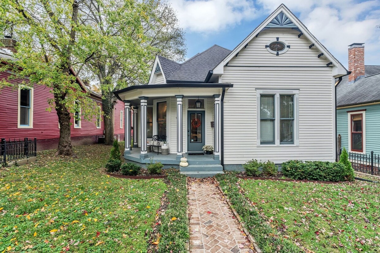 Primary Photo - AVAILABLE NOW. Beautifully Restored and FULLY Furnished East Nashville 2 Bed 2 Bath Cottage $4500...