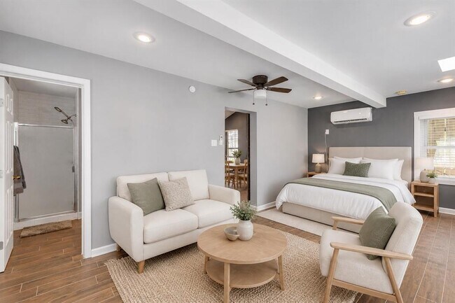 Foto del edificio - 815 E 31st St
