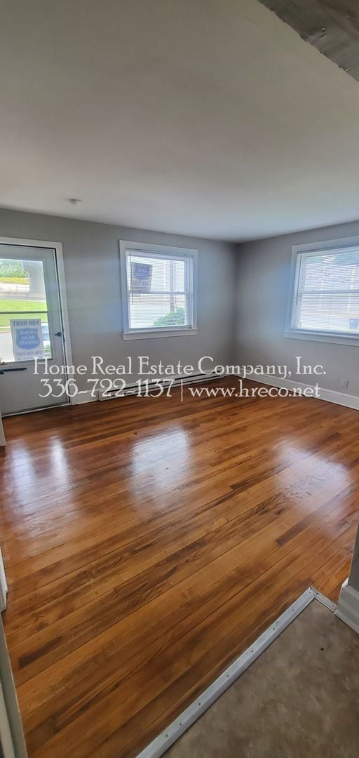 Building Photo - 1321 Cunningham St