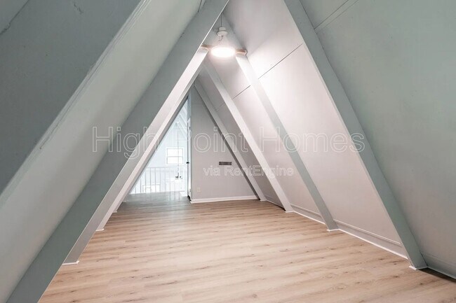 Foto del edificio - 1672 Johnson Rd