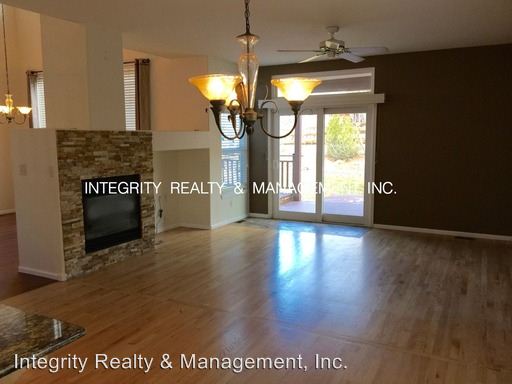 Foto del edificio - 6413 Dutch Creek St