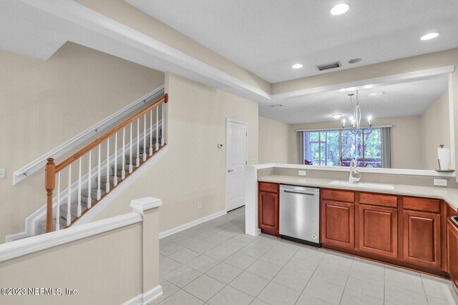 Foto del edificio - 13551 Stone Pond Dr