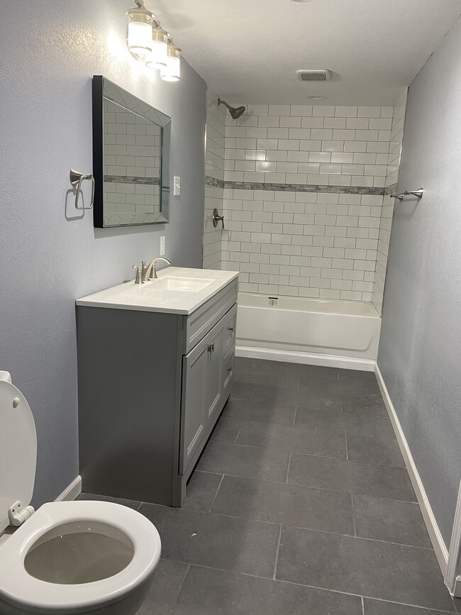 Lower level bathroom. - 2295 MCGOWAN BLVD