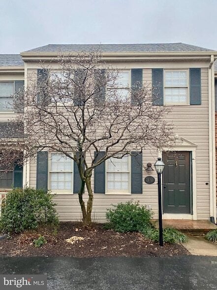 Building Photo - 39 Laurie Ln