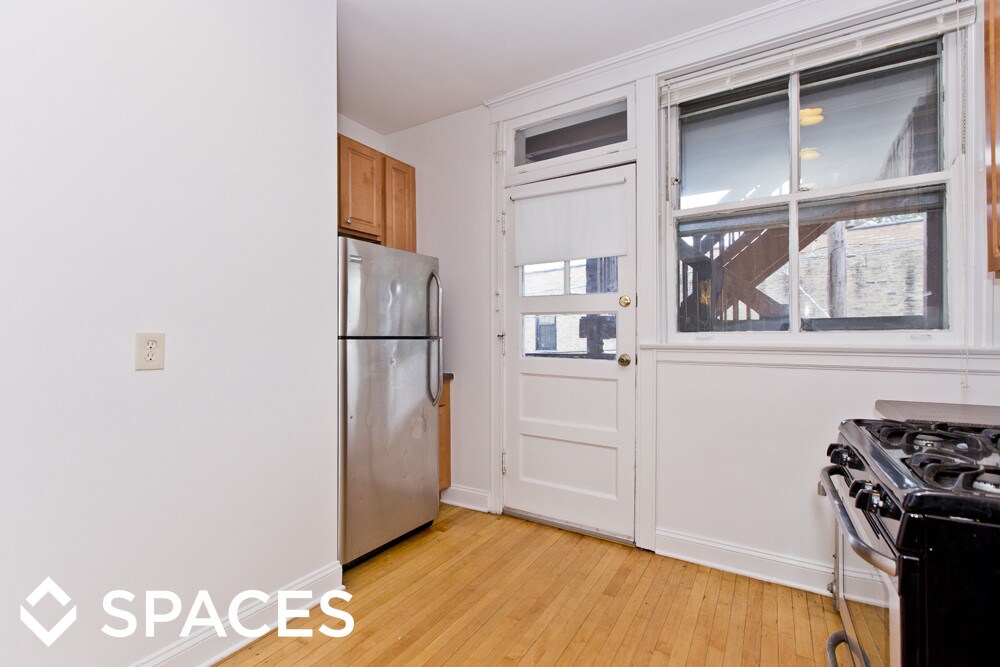 Foto principal - 2823 W Logan Blvd