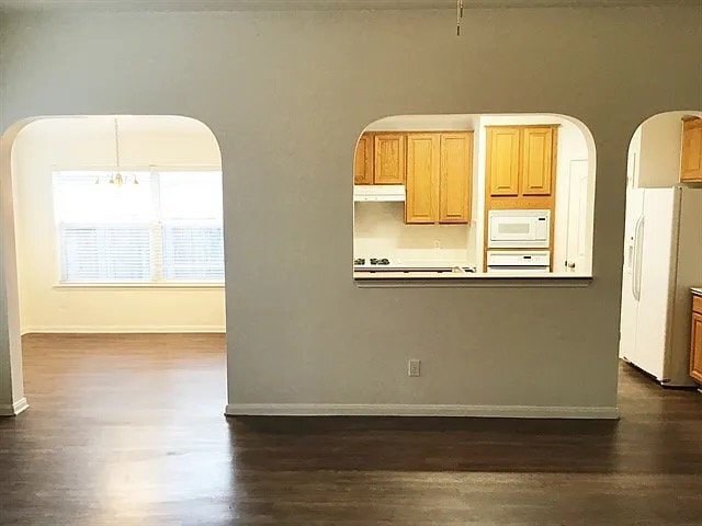 Foto del edificio - 22508 Red River Dr