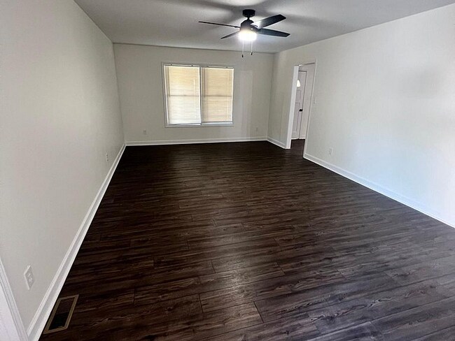 Foto del edificio - 2232 Twenty Grand Ave