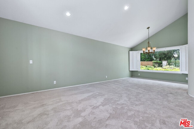 Building Photo - 2649 Rikkard Dr