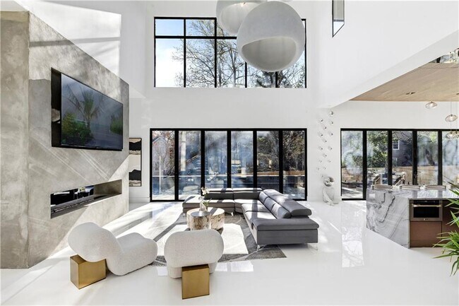 Foto del edificio - 3600 Lower Roswell Rd