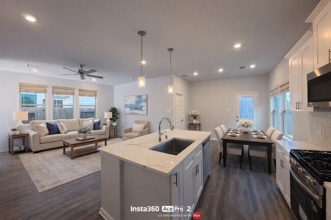 Building Photo - 14163 Mellow Pne Ct