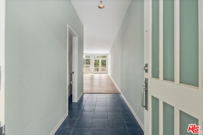 Foto del edificio - 2115 3rd St