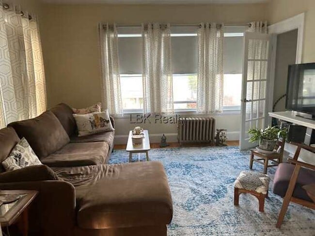 Photo - 22 Melville Ave Apartment