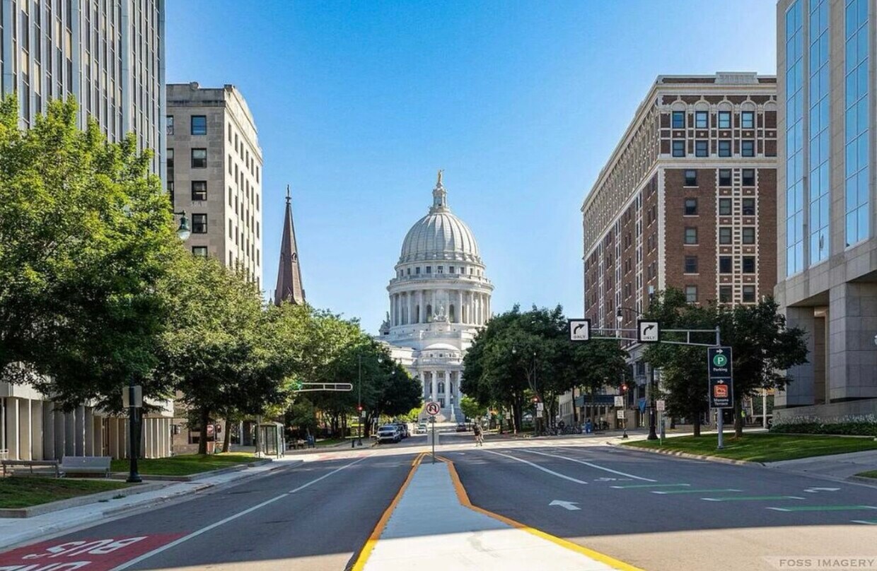 Foto principal - 309 W Washington Ave