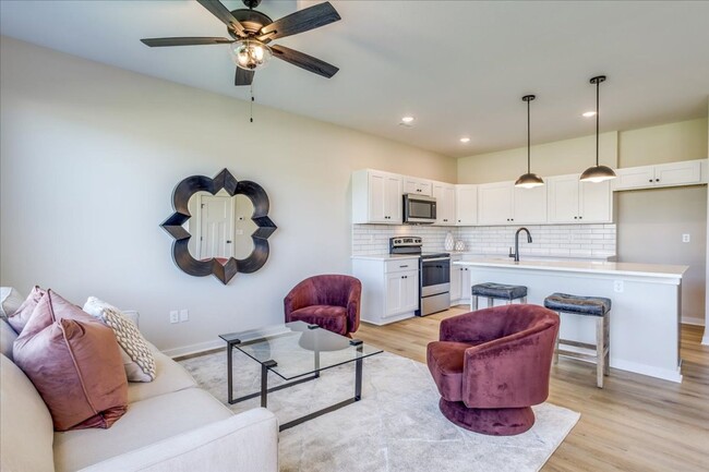 Foto del edificio - Fox Creek - Tracy Plan