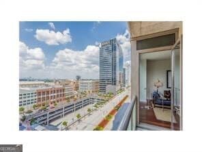 Foto principal - 270 17th St NW