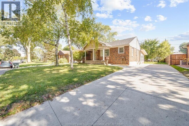 Photo du bâtiment - 3162 Curry Ave