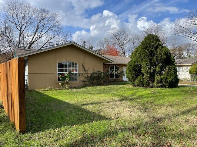 Building Photo - 5506 Gloucester Ln